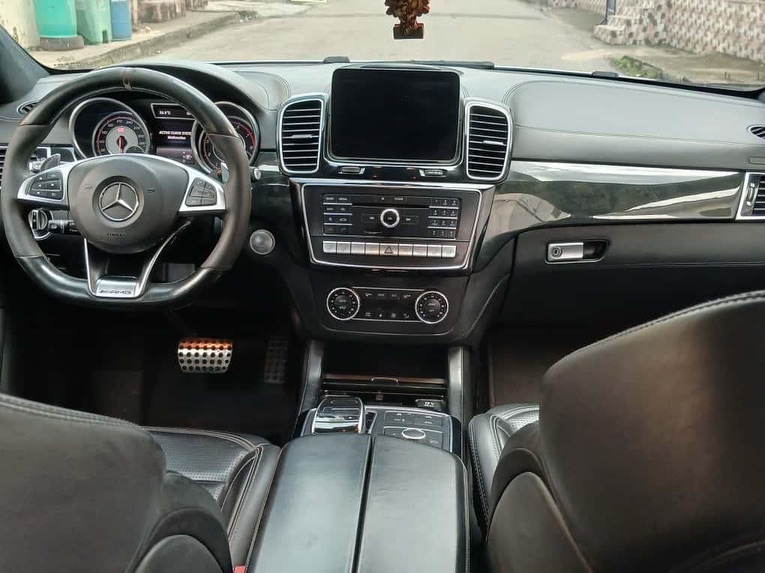 Unleash Power: 2017 Mercedes GLE63 AMG