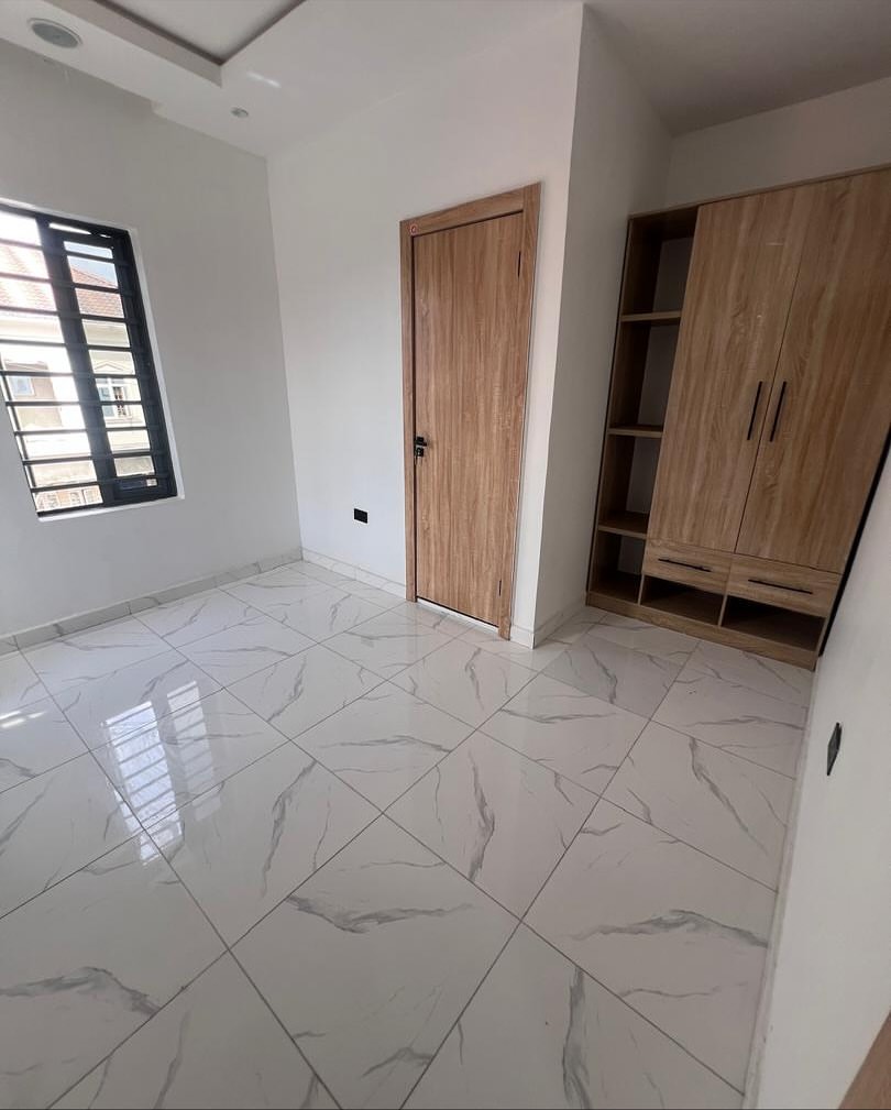 Spacious 3-Bed Terrace Duplex | Secure Lekki Estate | Flexible Payment