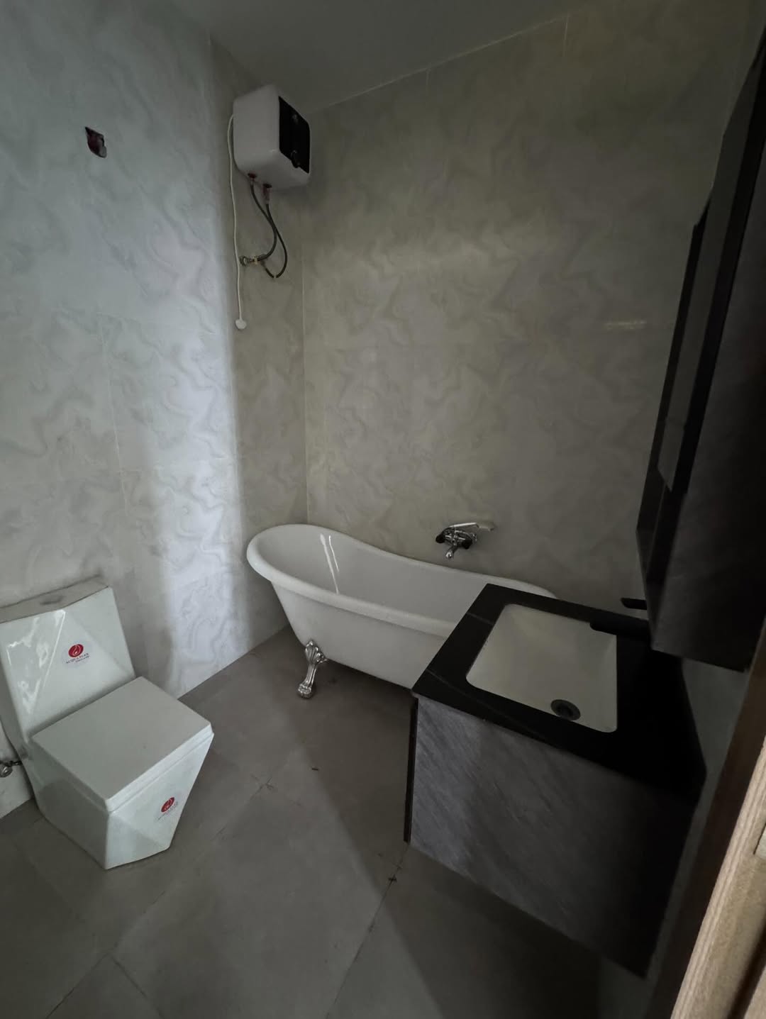 Ultramodern 4-Bedroom Duplex with Jacuzzi & Private Compound