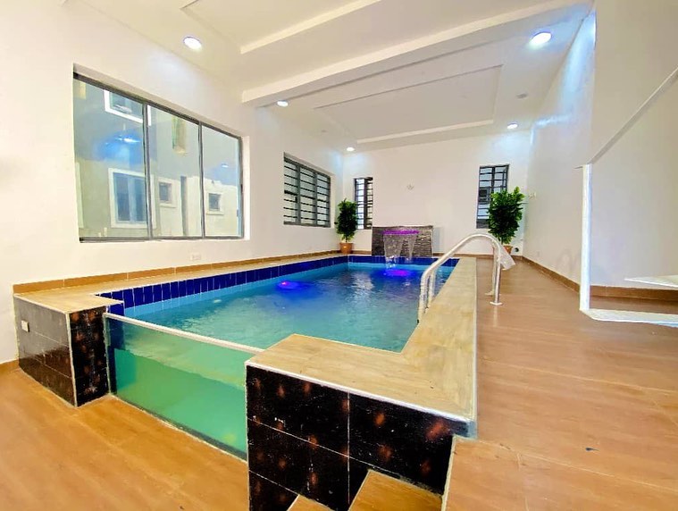 Luxury Smart Home: Your Future, Fully Automated