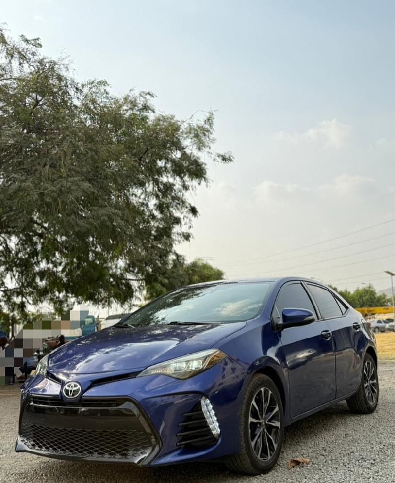 2018 Toyota Corolla SE: Clean, Loaded, Ready to Drive