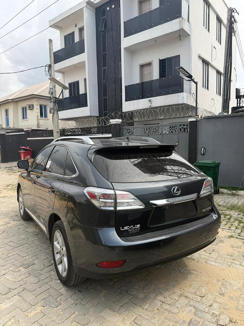 Unregistered 2010 Lexus RX350: Oct 2024 Entry