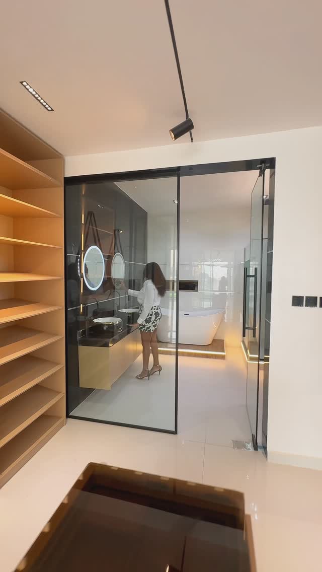 Luxury Lekki Home with Dream Bathroom