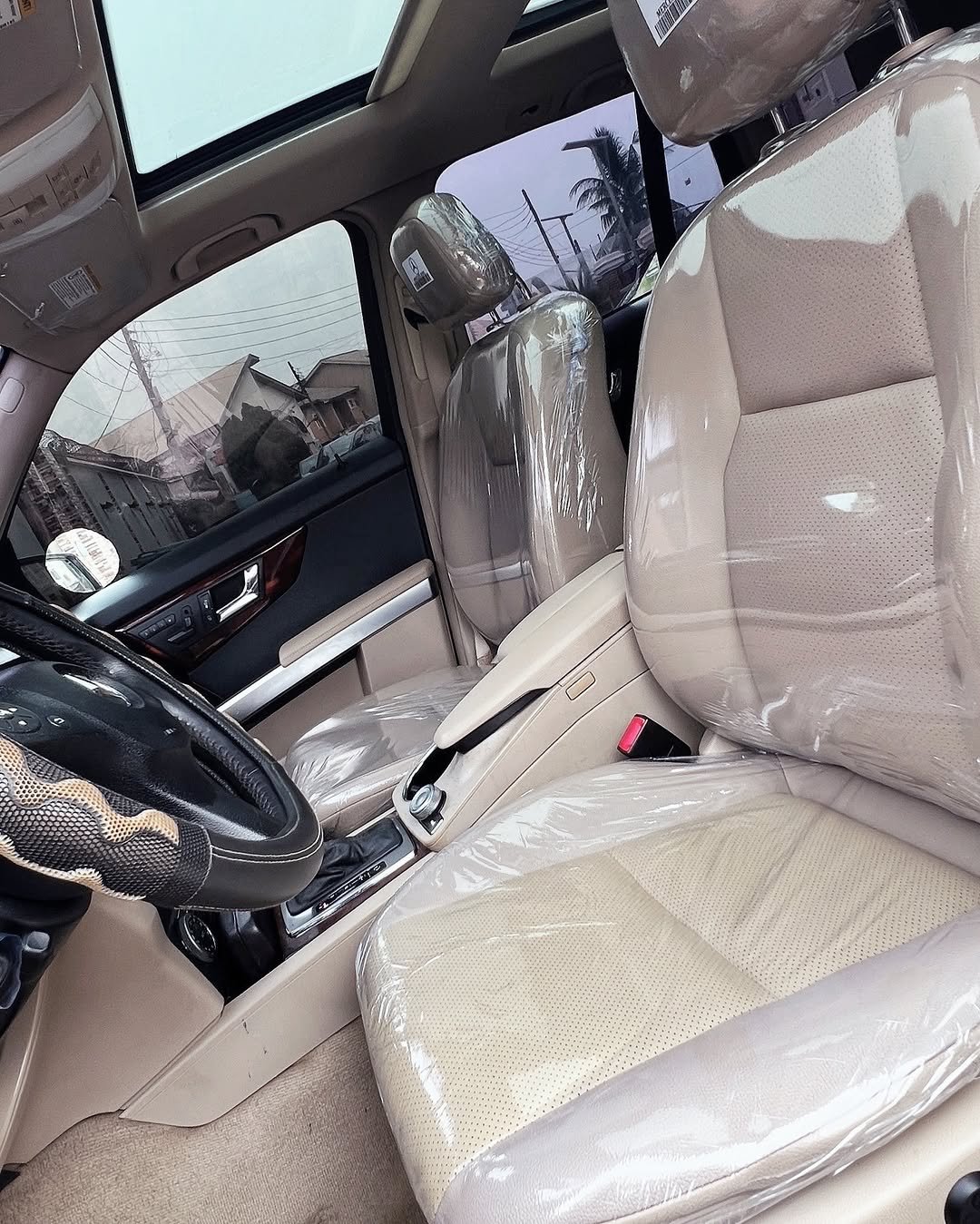 2014 Mercedes GLK 350: Sharp, Loaded & Perfect