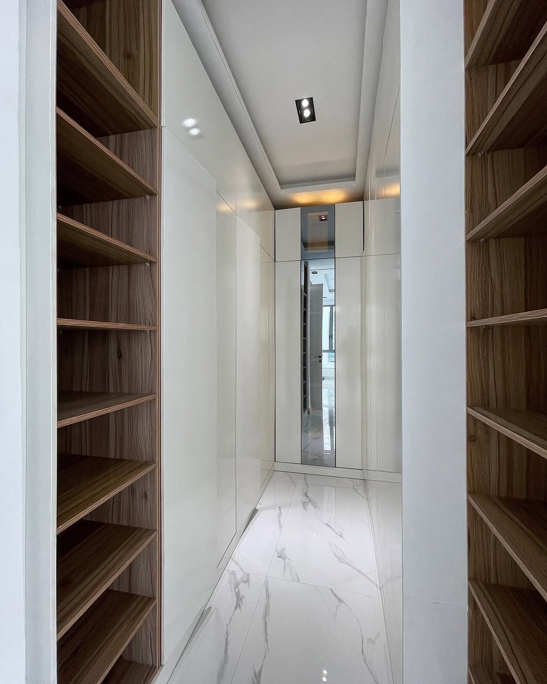 Osapa’s Ultimate Smart Estate: 5BR Haven with Cinema & Pool