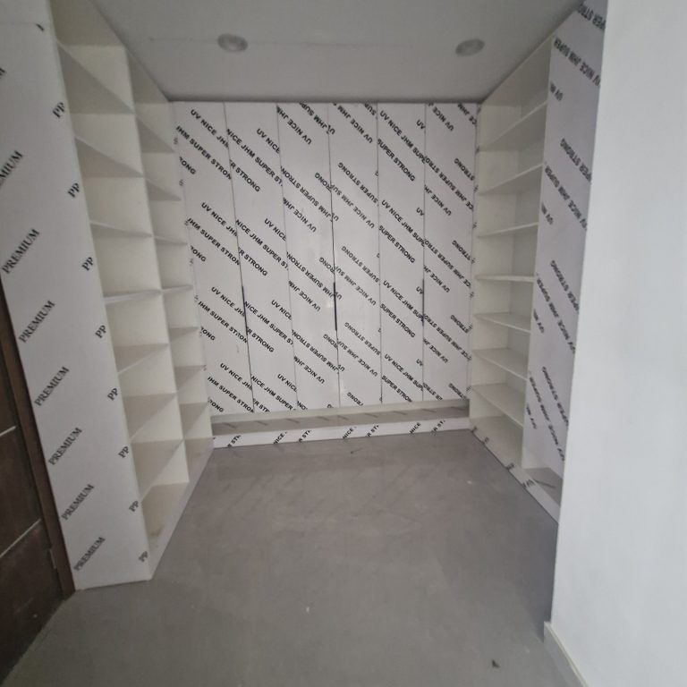 Ultimate Ikoyi Smart Estate: Pool, Gym & 6-Bed Luxury