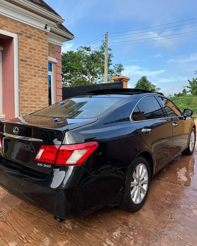Luxury Lexus ES350: Only ₦9.95M!