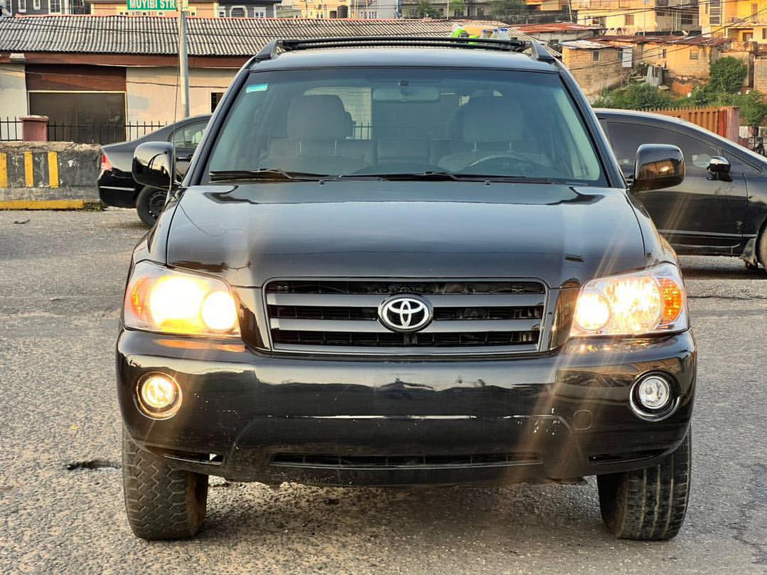 Spacious 7-Seater Highlander – Only ₦6.95M