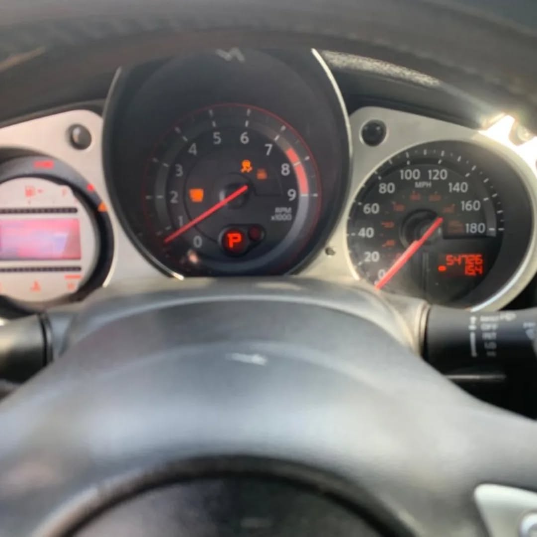 Flawless 2010 Nissan 370Z: Duty-Paid & Keyless