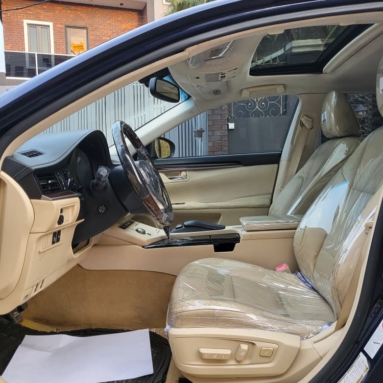 2013 Lexus ES350: Full Option Luxury, Drive for 40% Down