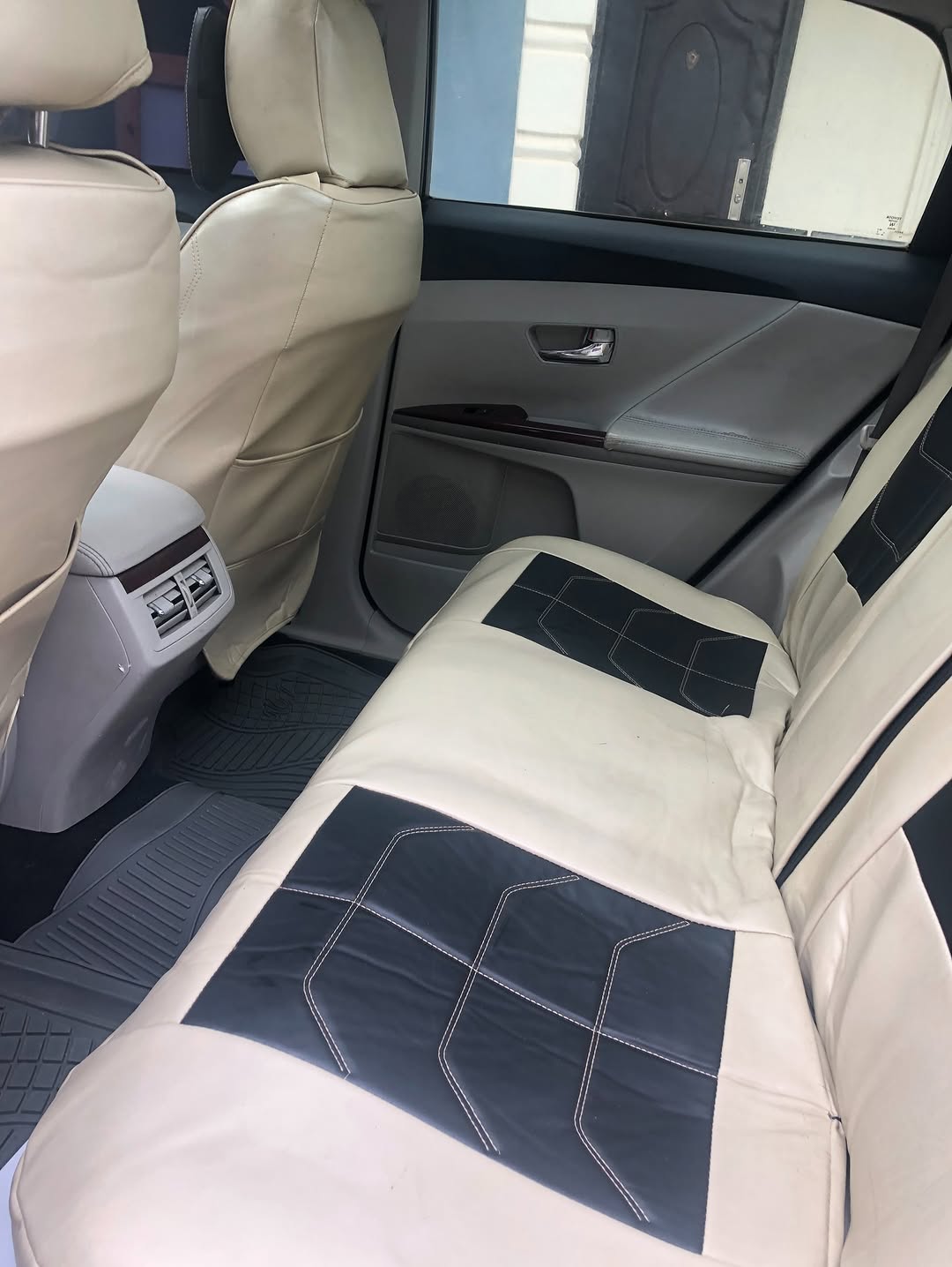 2010 Toyota Venza: Reliable & Ready to Drive