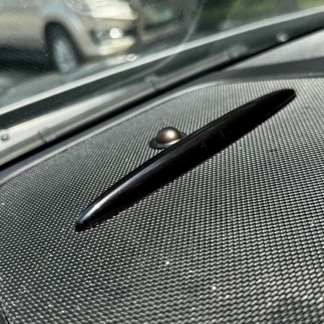 Luxury ML400: Panoramic Roof & Low Miles