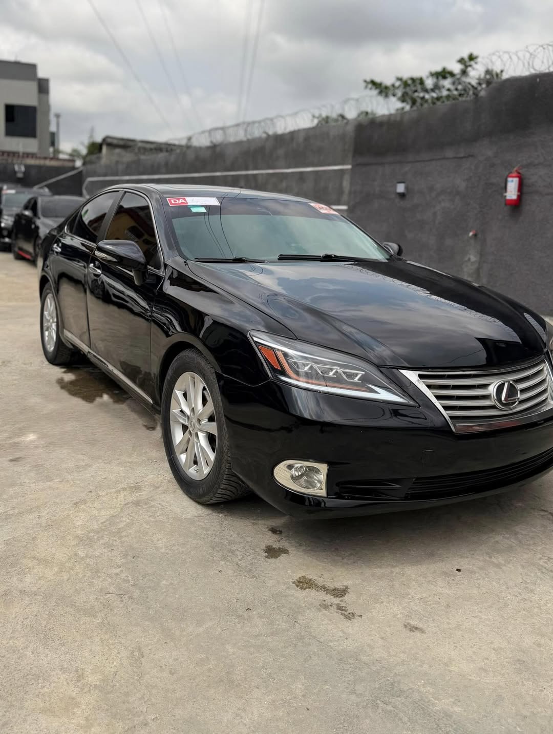 2012 Lexus ES350: Untouched & Fully Loaded