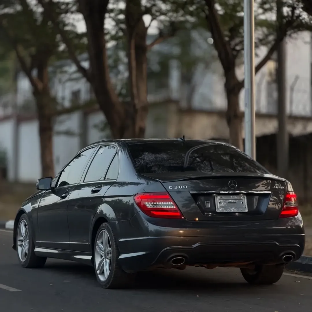 2013 Mercedes C300: Super Clean, Duty-Paid