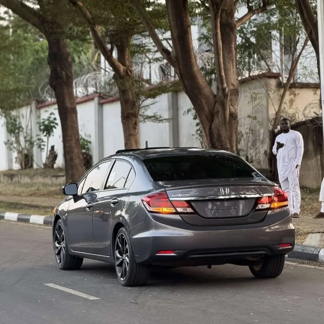 Immaculate 2014 Honda Civic: ₦15.5M, Abuja