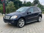 Luxury SUV: 2011 Mercedes ML