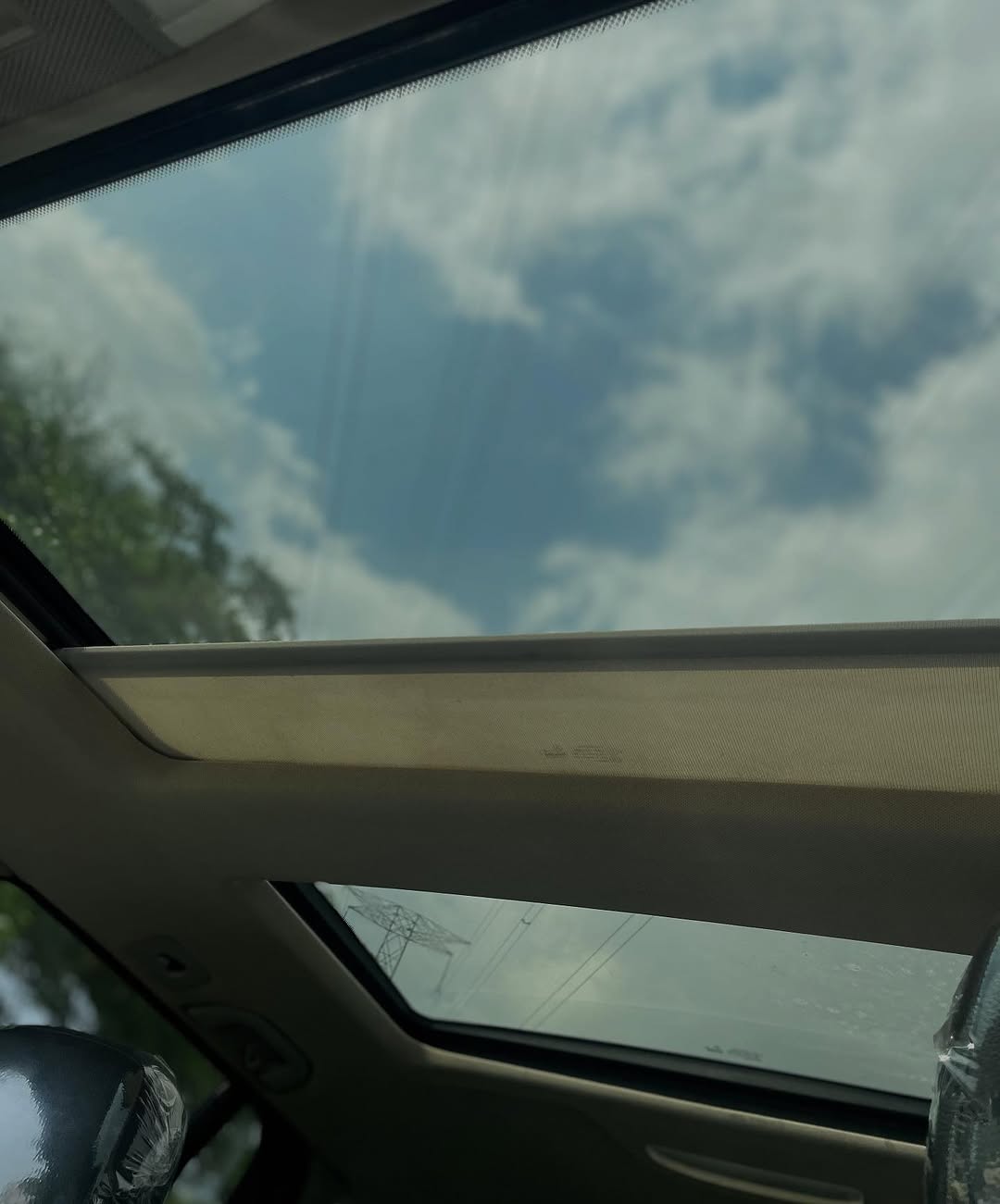 Luxury 2013 GLK350: Panoramic Sunroof & 4Matic