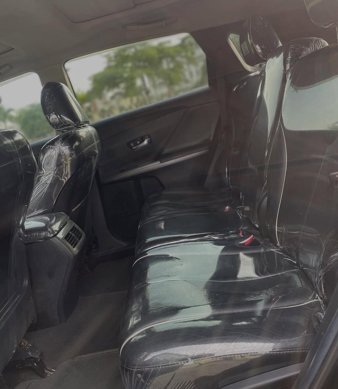 2013 Toyota Venza: Panoramic Sunroof & Luxury AWD