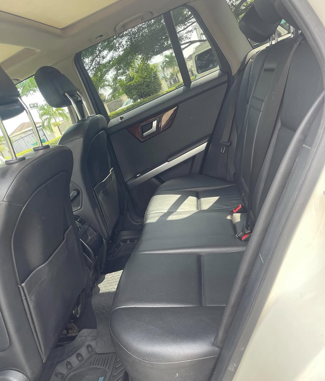 Luxury SUV with Panoramic Sunroof – 12M Naira