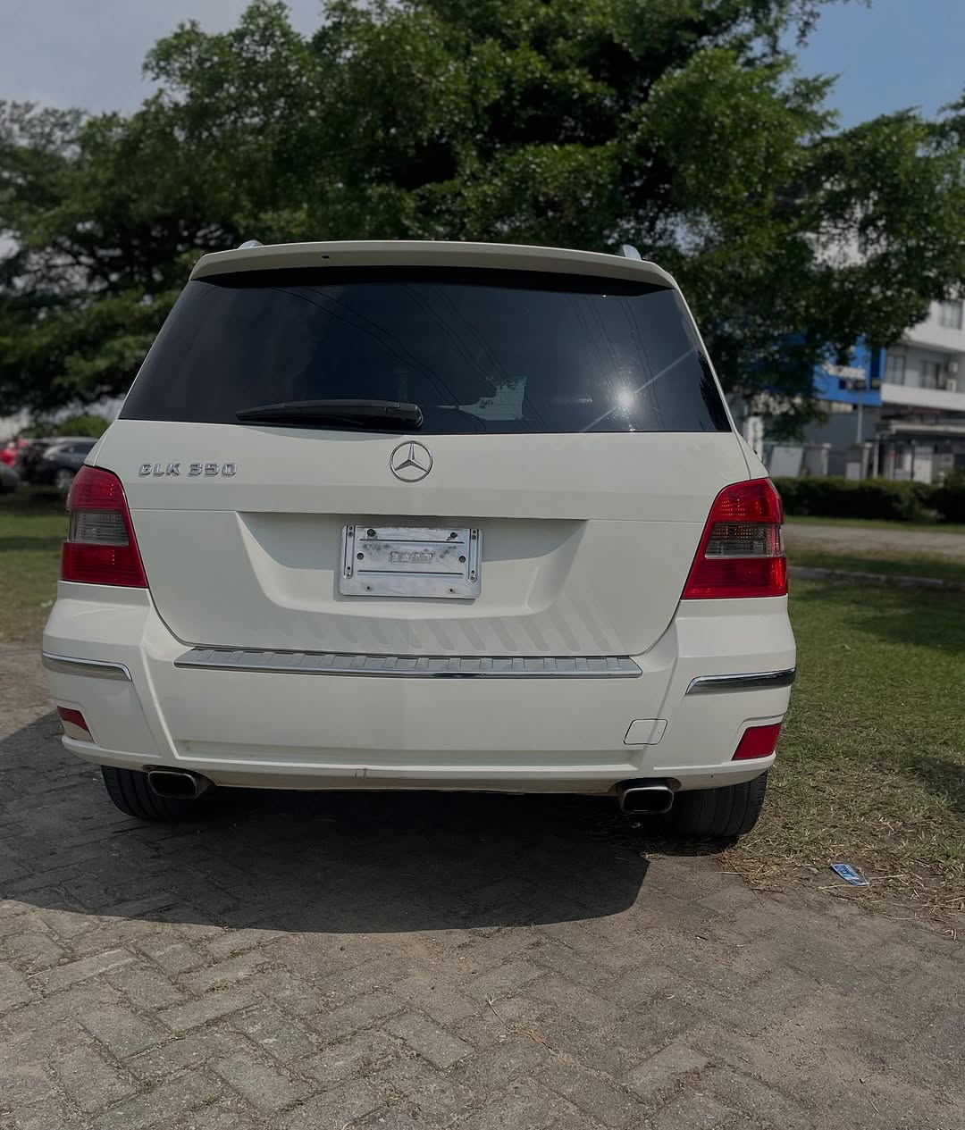 Luxury SUV with Panoramic Sunroof – 12M Naira