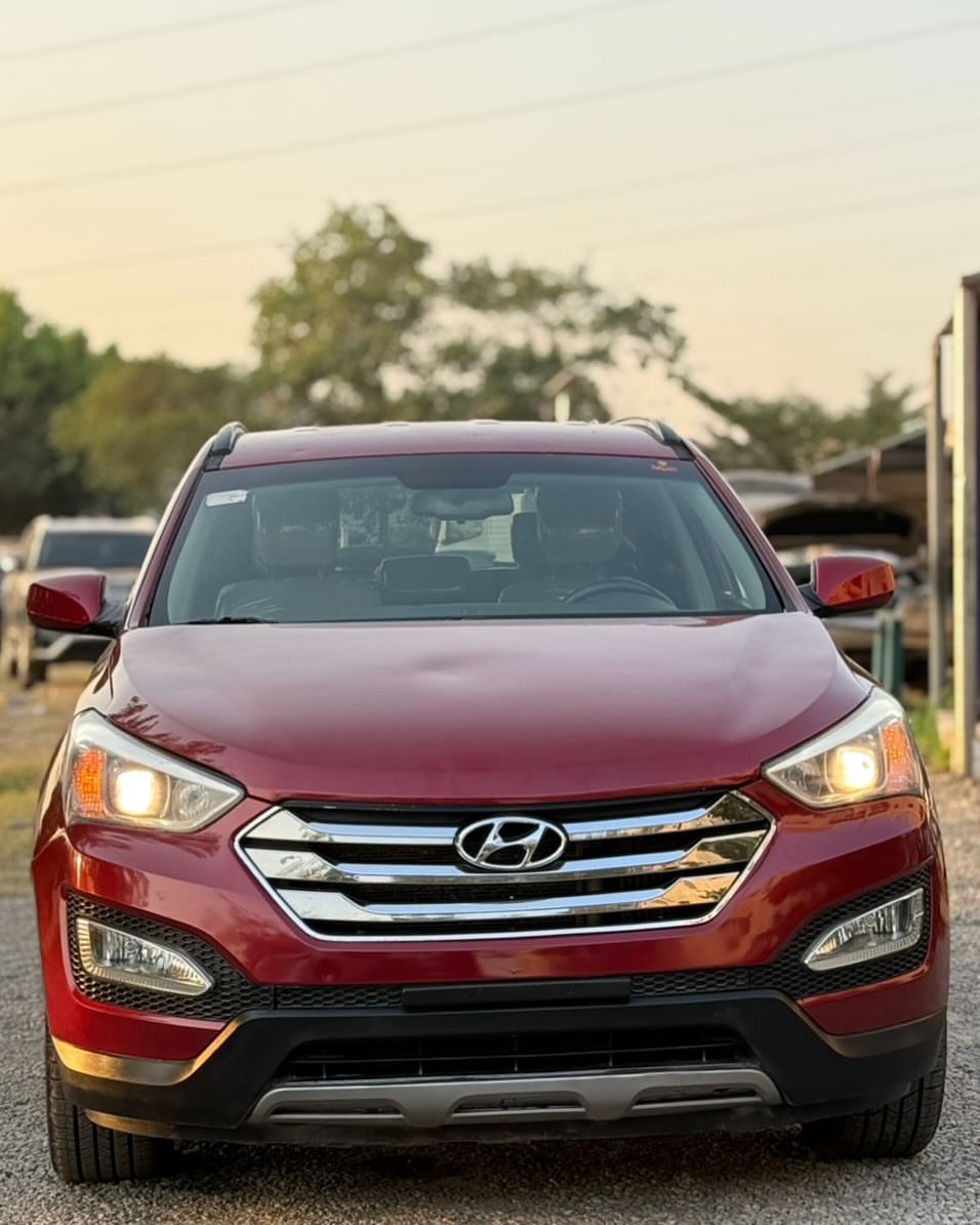 2013 Hyundai Santa Fe: Low Miles, Duty-Cleared & Ready