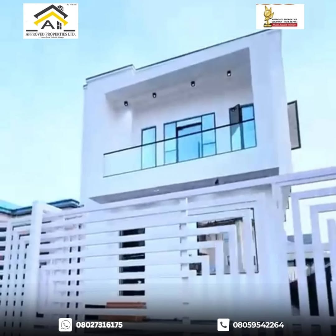 Luxury 5-Bed Detached Mansion with BQ in Sangotedo