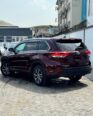 2017 Toyota Highlander XLE AWD: Luxury & Safety, Duty Paid