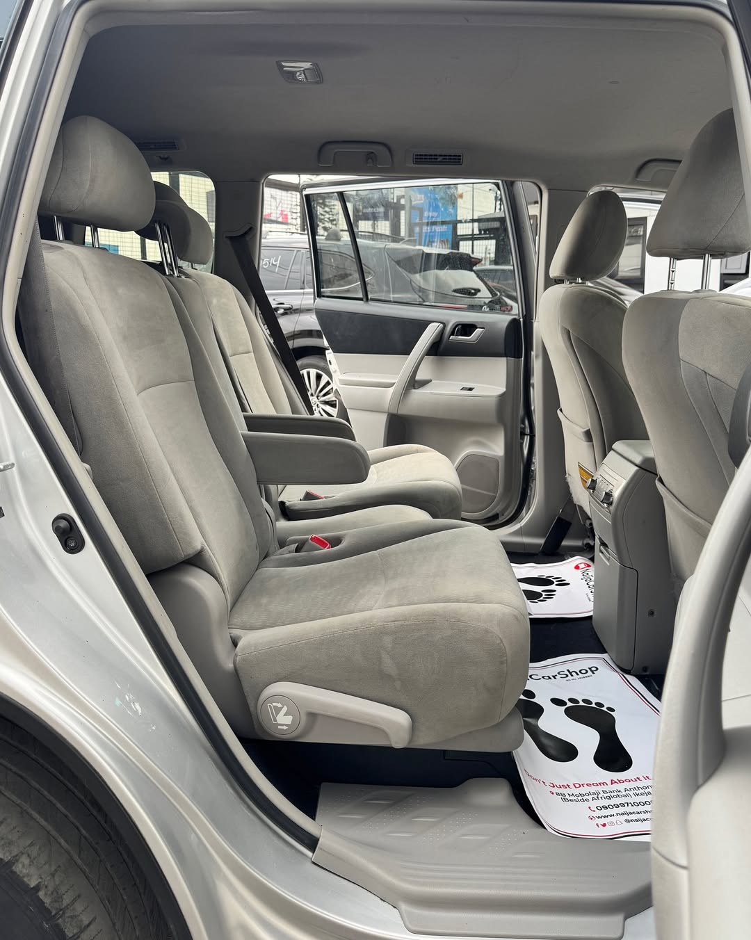 2012 Toyota Highlander V6 AWD: Import Duty Paid & Ready!