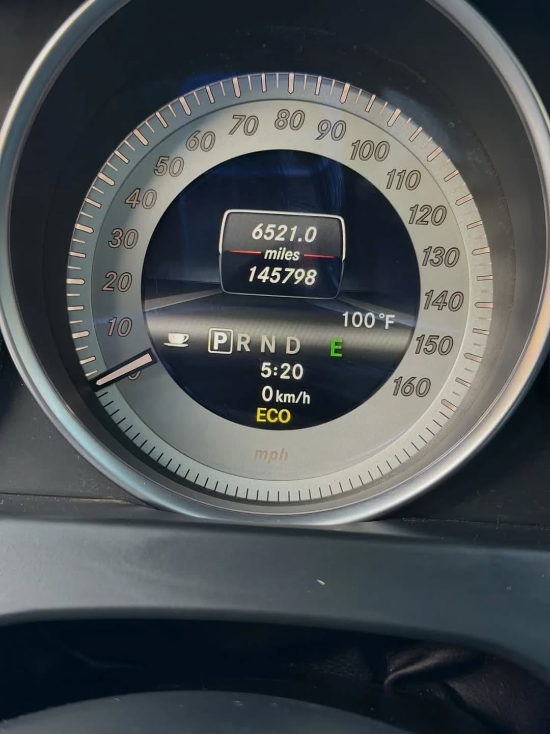 Luxury AWD Mercedes C300: Power & Prestige