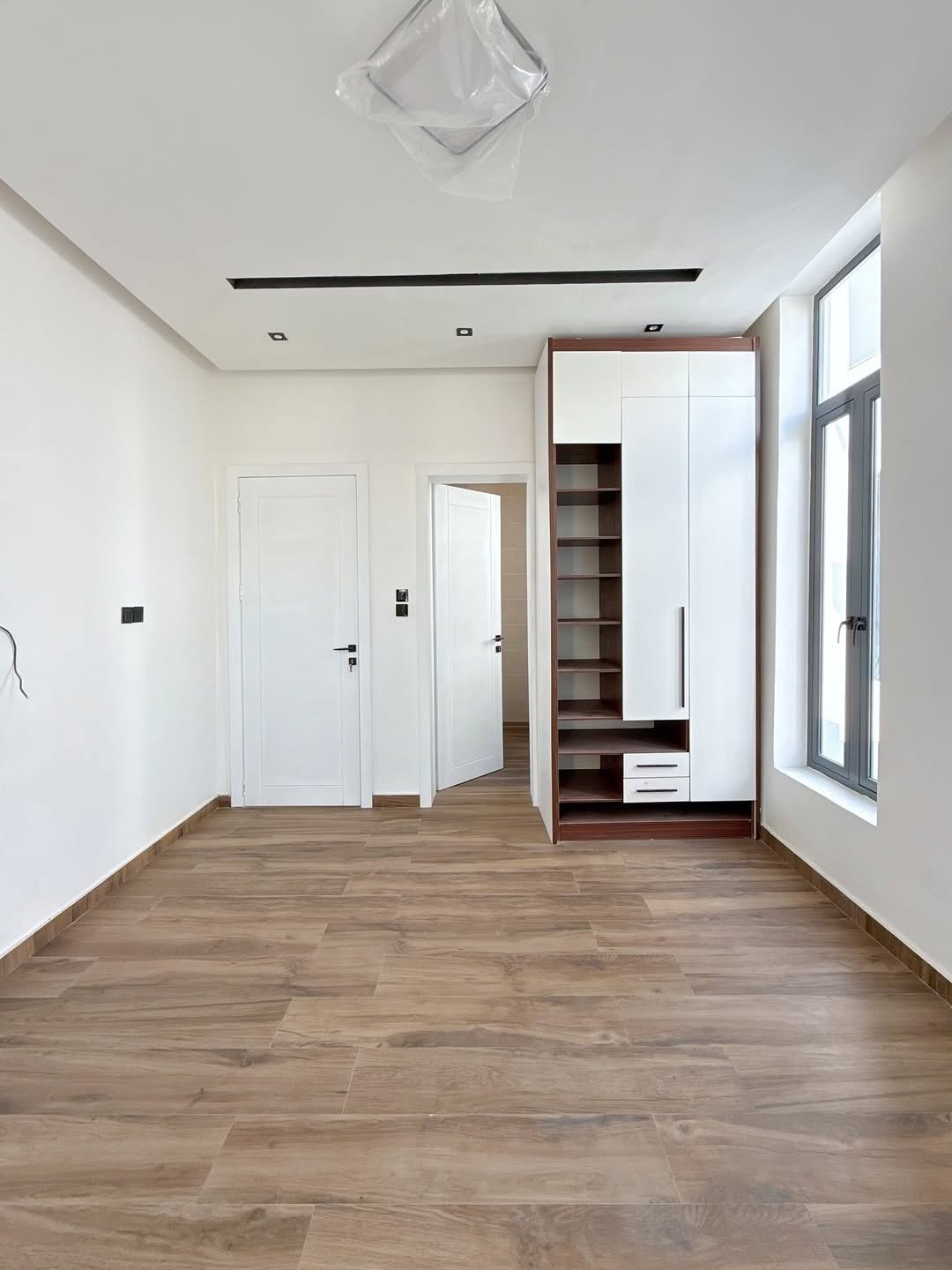 5-Bed Duplex with Pool & Cinema in Lekki