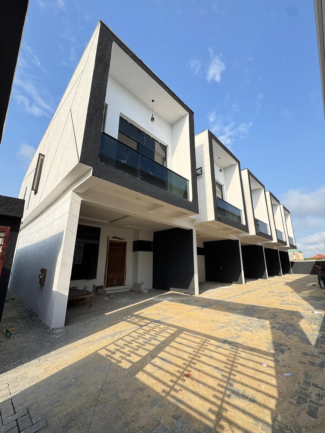 Spacious 4-Bed Terrace Duplex in Secure Ikota Estate