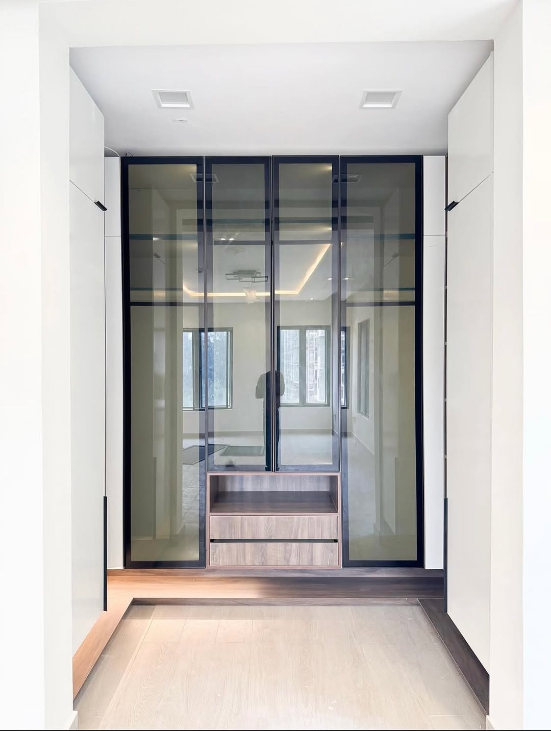 6-Bed Island Oasis with Private Pool & Cinema