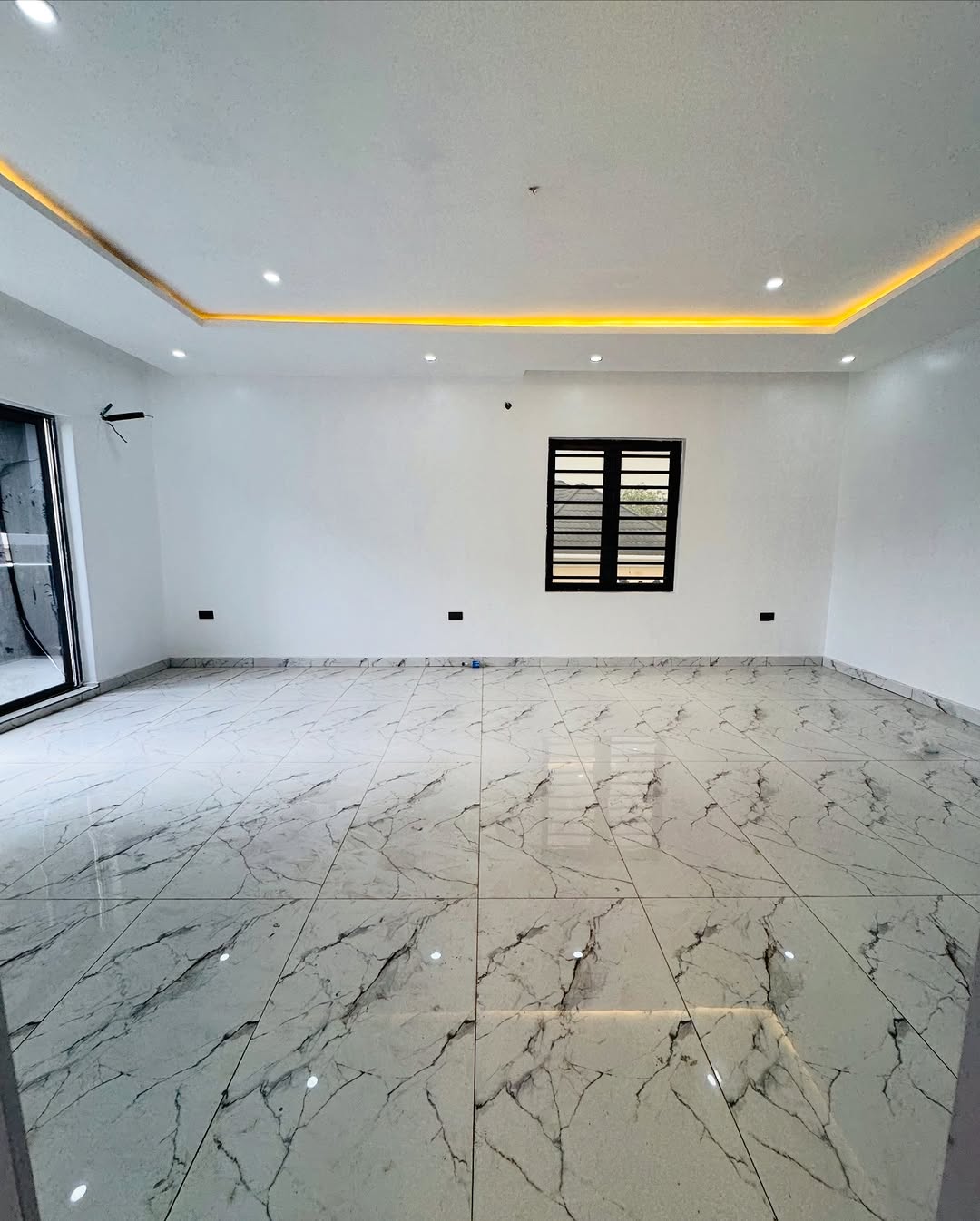 Sleek 4-Bed Duplex in Shonibare Estate