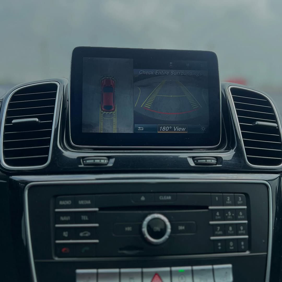 2016 Mercedes GLE460: Red on Black, Pano & 360 Cam