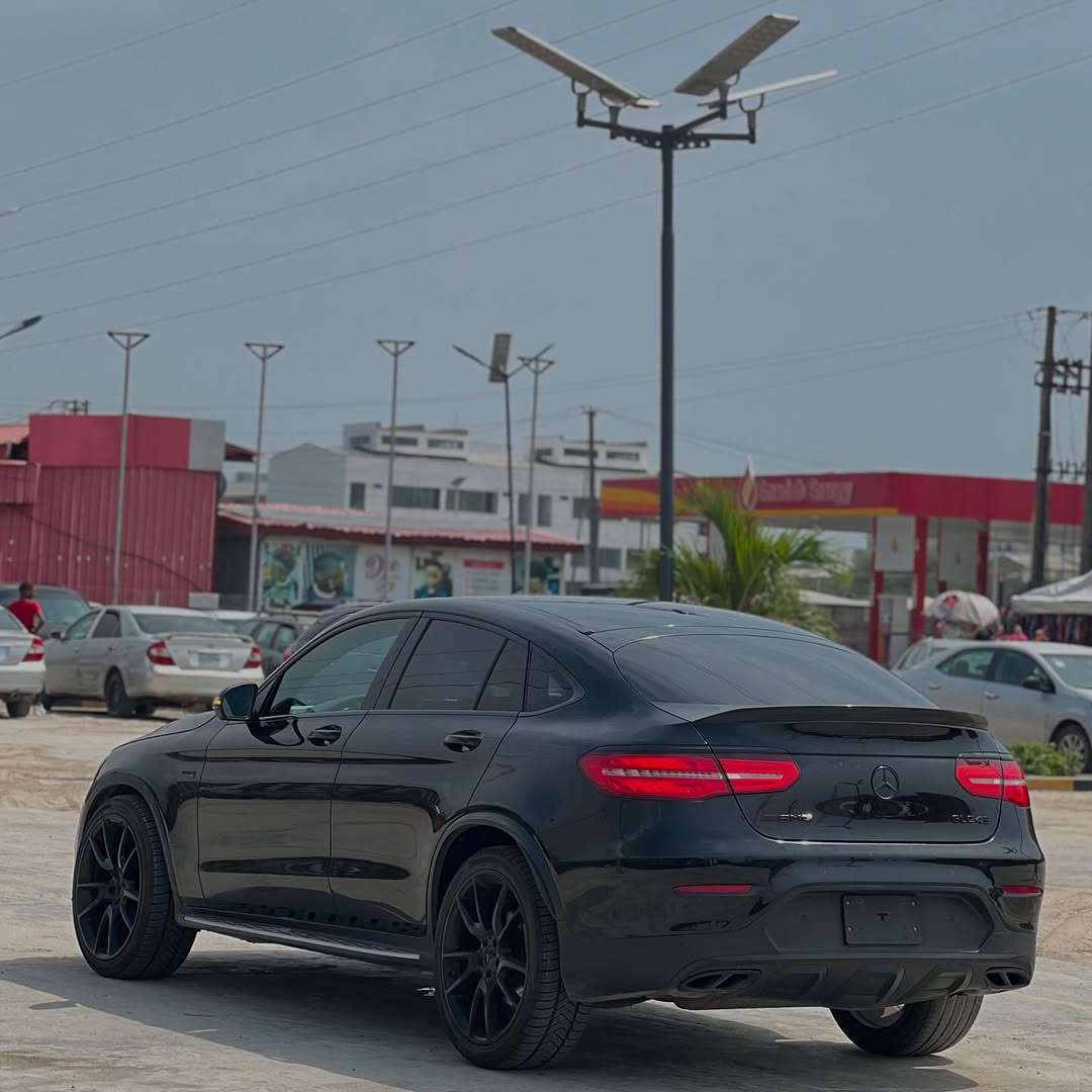 2018 Mercedes GLC43: Black on Black Luxury