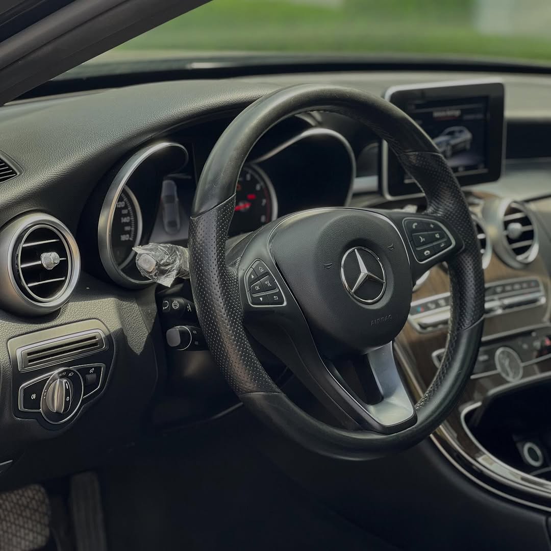 2018 Mercedes C300: Black-on-Black Luxury, Pano Roof ✅