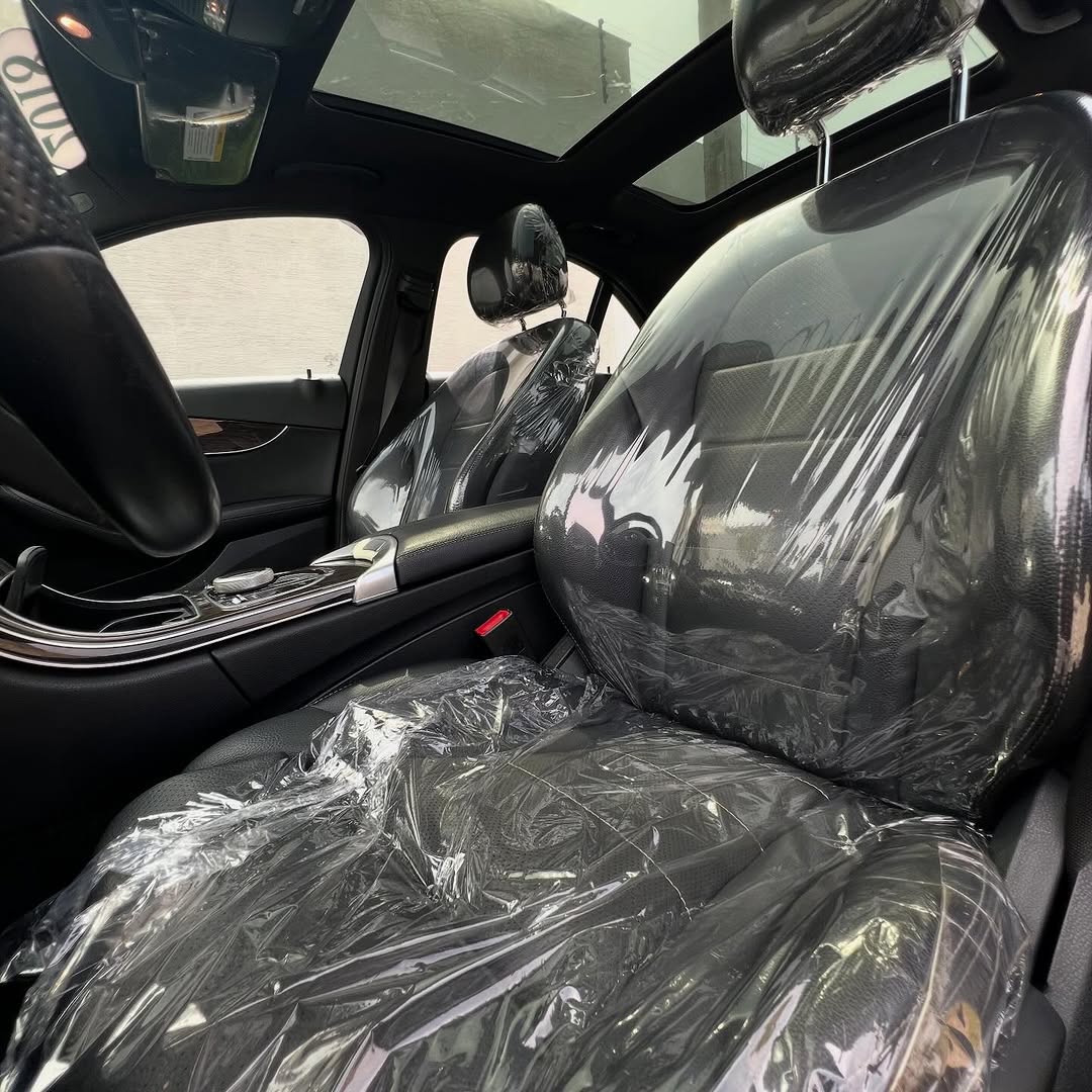 2018 Mercedes C300: Black-on-Black Luxury, Pano Roof ✅