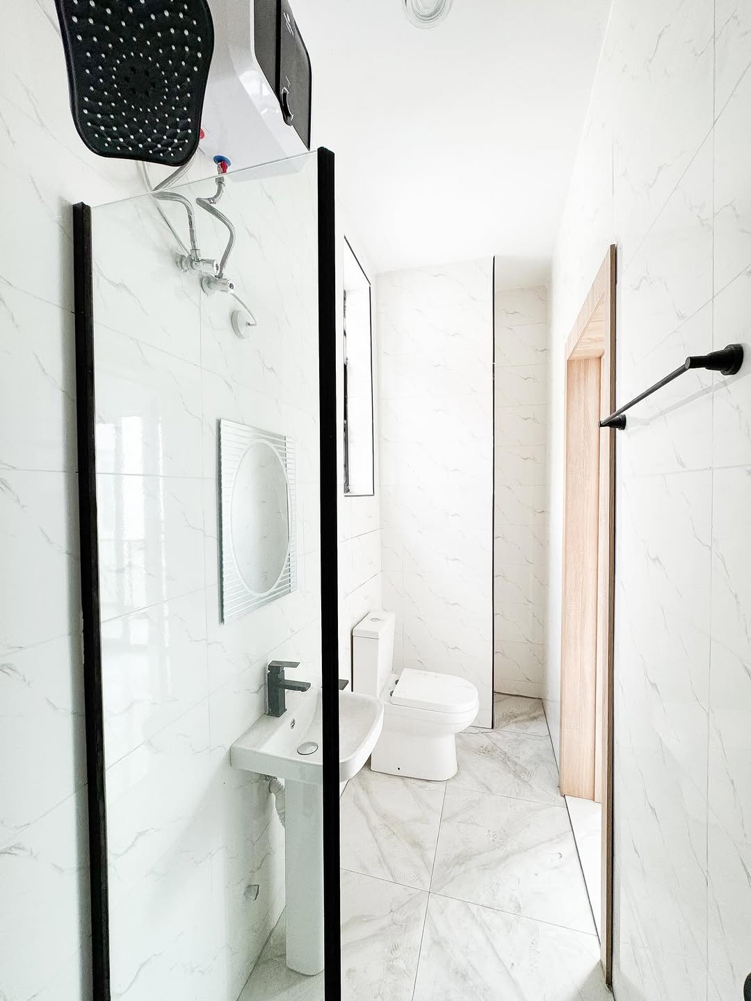 Serene 4-Bed Terrace Duplex in Chevron | Brand New & Fully Serviced