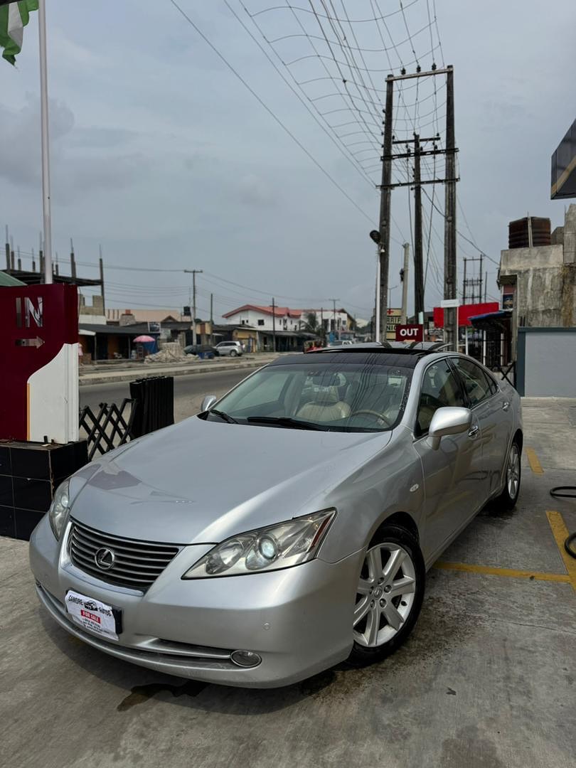 Luxury Redefined: 2009 Lexus ES350 Toks
