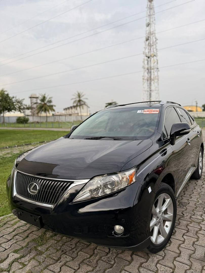 Luxury Lexus RX350: Untouched & Tokunbo-Perfect