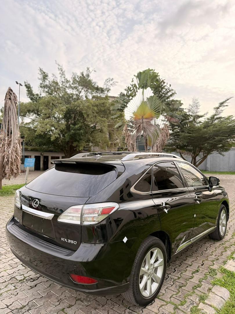 Luxury Lexus RX350: Untouched & Tokunbo-Perfect