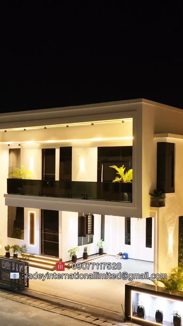 Lavish 5BR Duplex with Cinema & Pool in Lekki