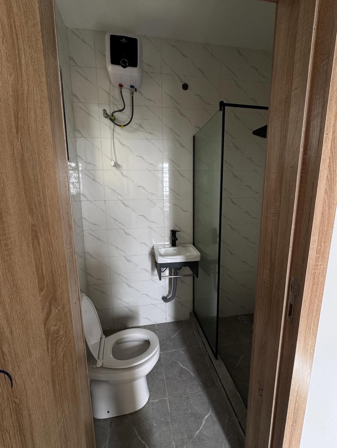 Ultramodern 4-Bedroom Duplex with Jacuzzi & Private Compound