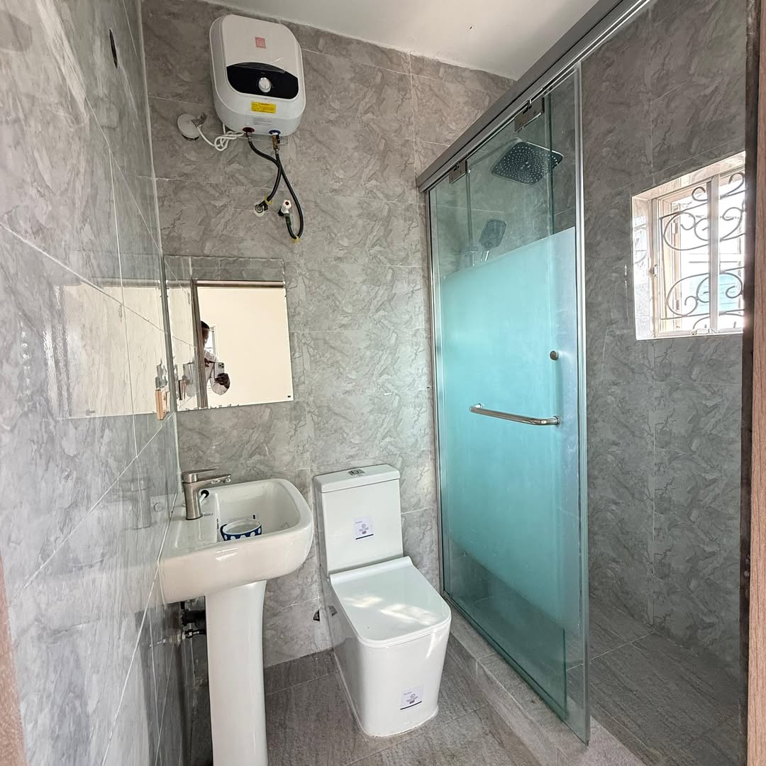 Brandnew 4-Bed Ensuite Duplex in Bogije, Ajah