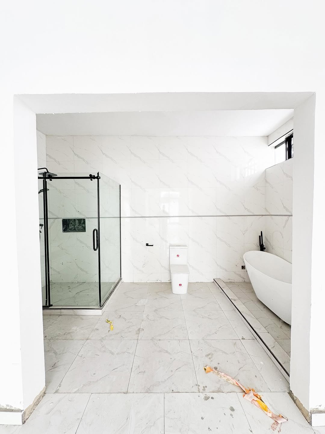 Stunning 5-Bed Ensuite Duplex in Prime Chevron