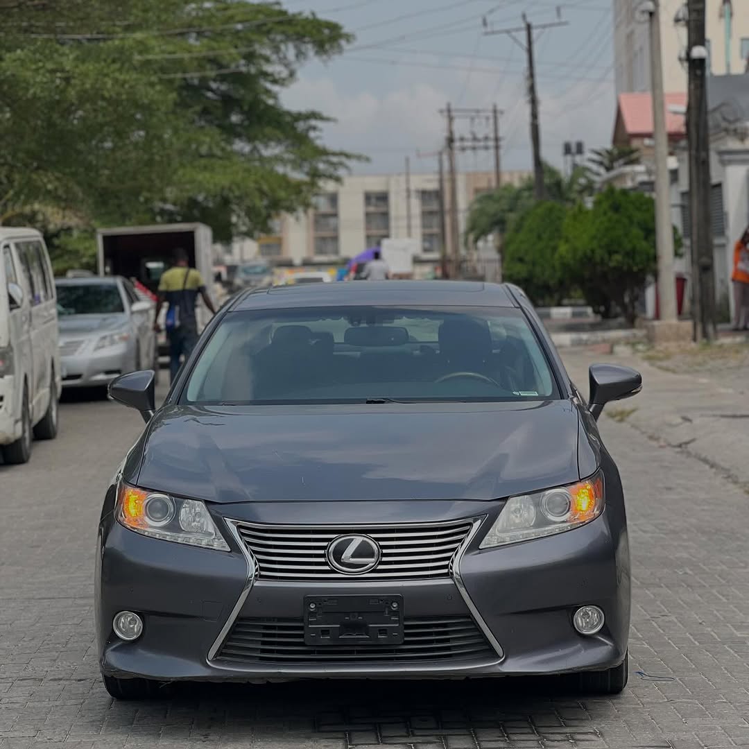 2013 Lexus ES350: Luxury & Tech, Delivered Anywhere
