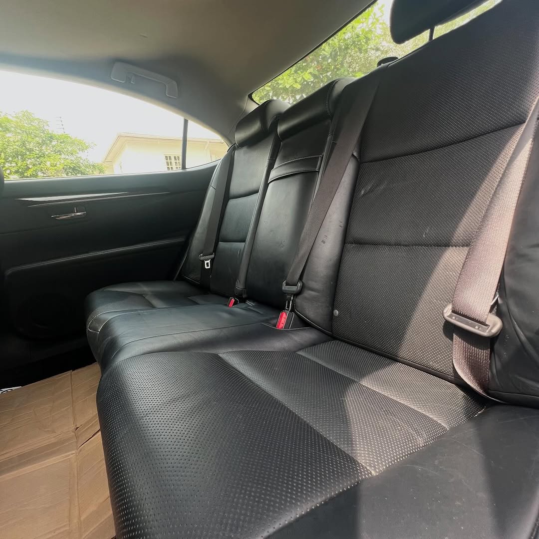 2013 Lexus ES350: Luxury & Tech, Delivered Anywhere