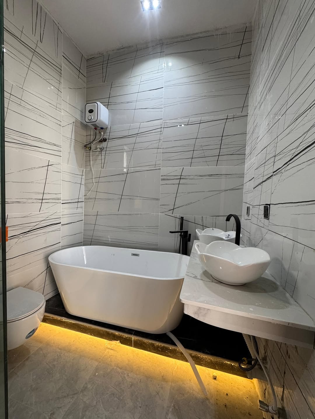 Lekki Oasis: 4-Bed Duplex with Resort-Style Pool