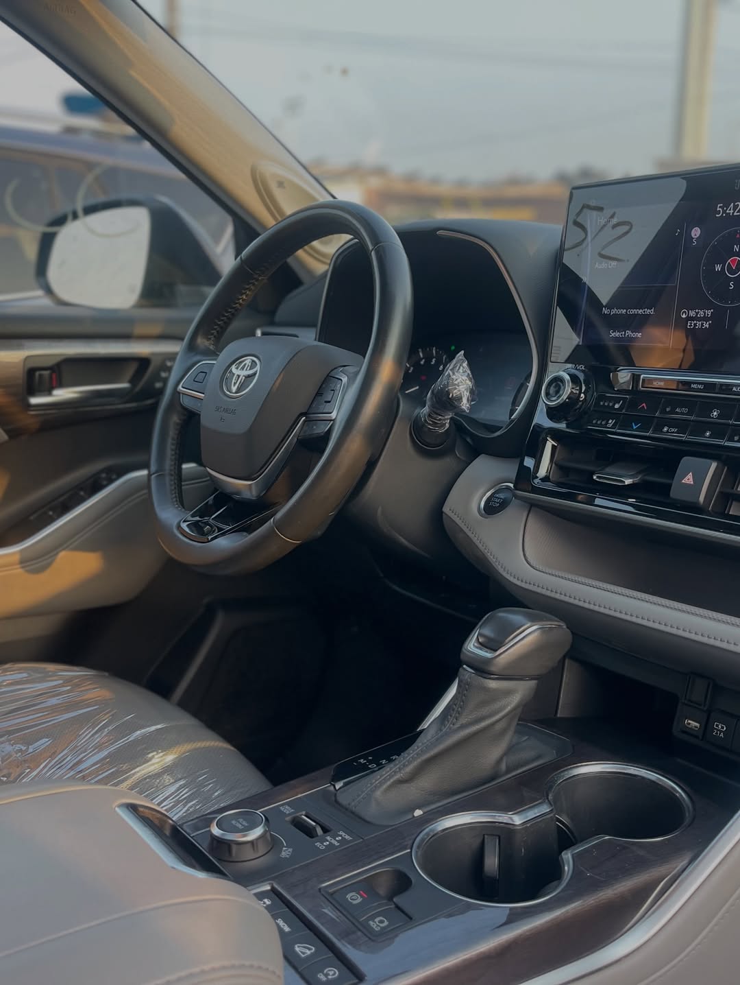 2021 Toyota Highlander Platinum: Luxury Just Landed