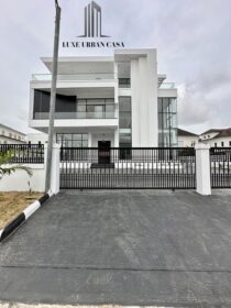 3784669141693676371_img_0